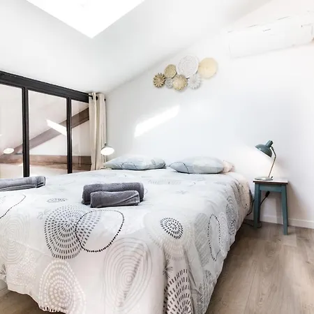 Au Coeur Du Vieil Et A 2 Pas De La Mer... Apartman *